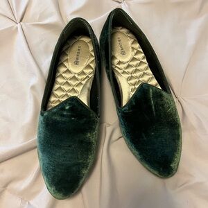Birdies Heron Olive Green Velvet Flats 8.5